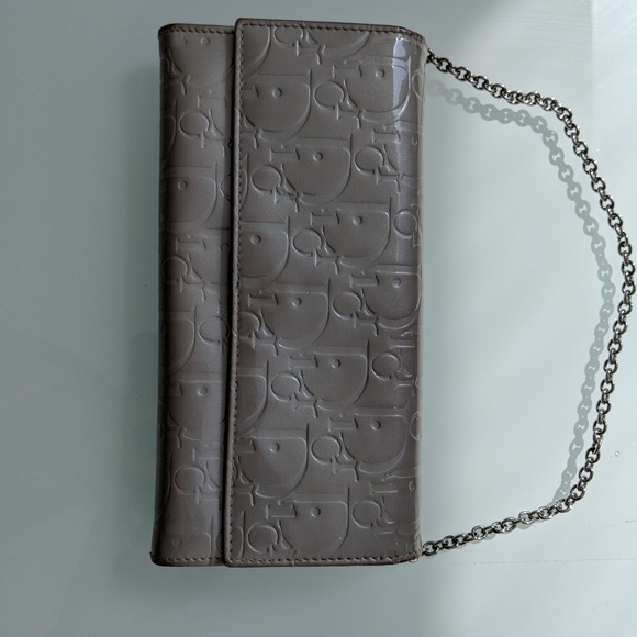 Dior Patent Rendez-Vous Convertible Wallet - Picture 1 of 5